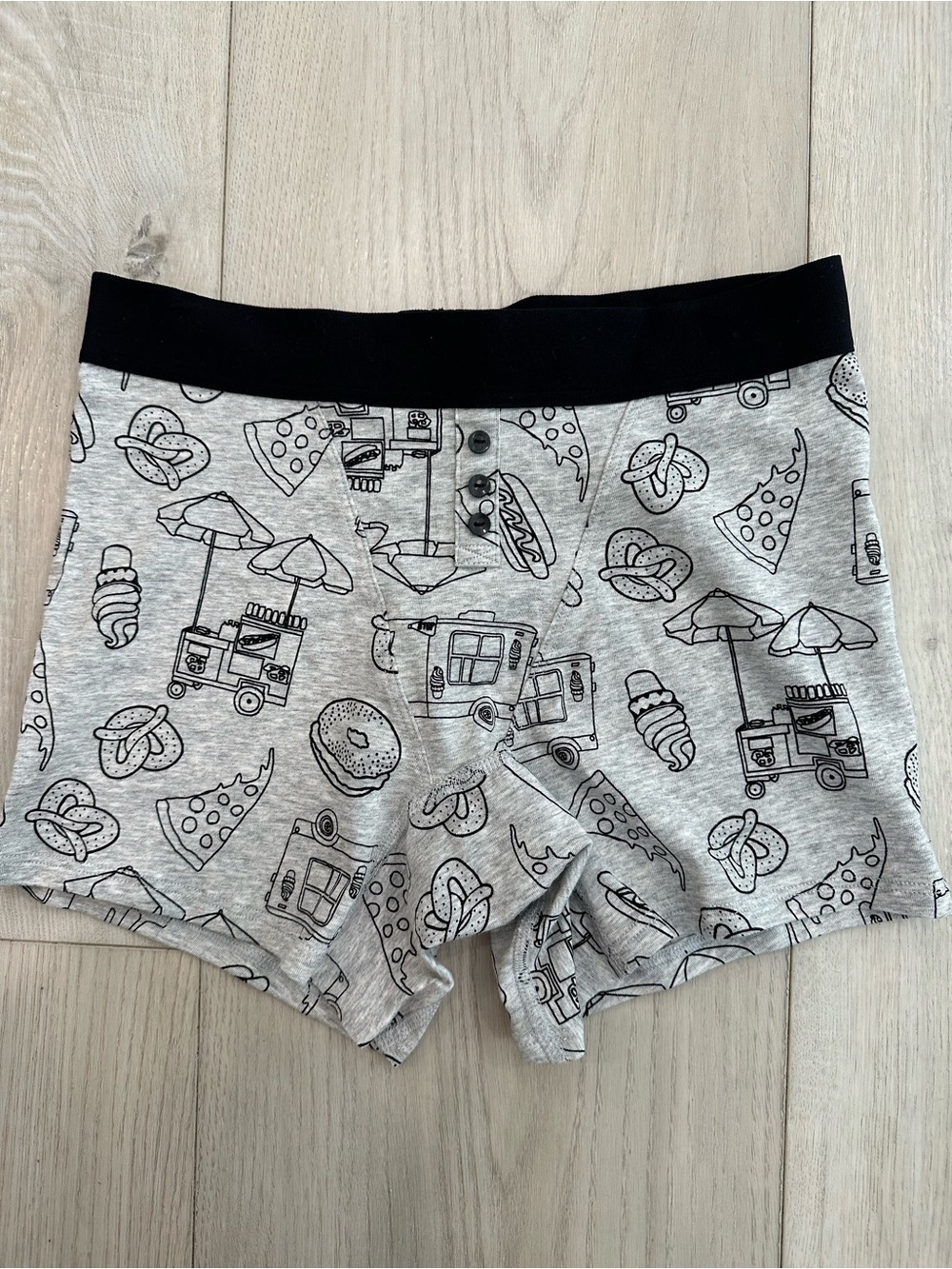 aerie Black NYC Food Print Boxer Gray Black Pizza Hot Dog Pretzel